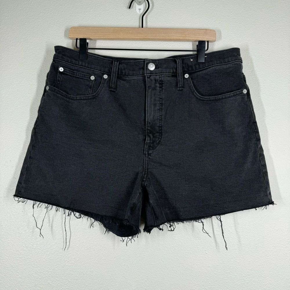 Madewell High Rise Denim Shorts Black Raw Frayed Hem Size 32